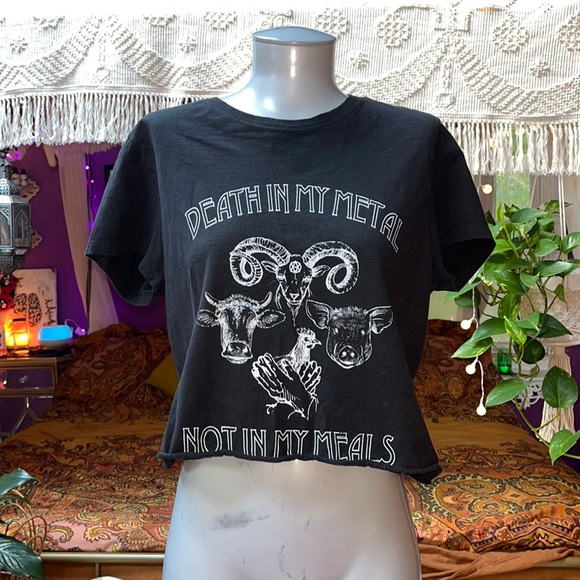 Tops - Death in My metal not in my Meals Vegan cropped T-shirt